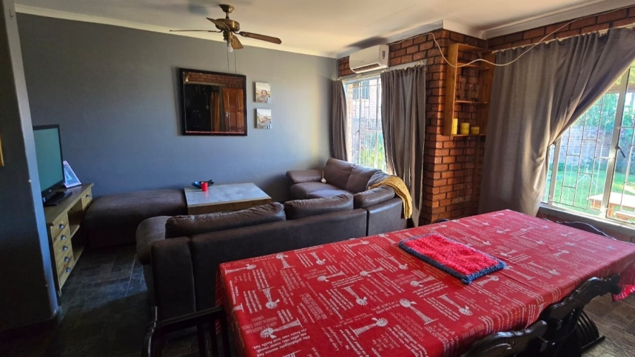 2 Bedroom Property for Sale in Koffiefontein Free State